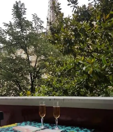 Eiffel Tower - Front Row Balcony View Appartement *
